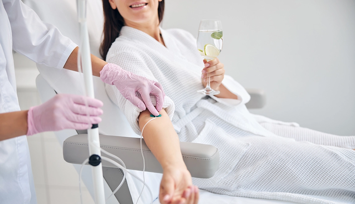 IV Drip Therapy | IV Vitamin Therapy | Crysallis Skin Clinic